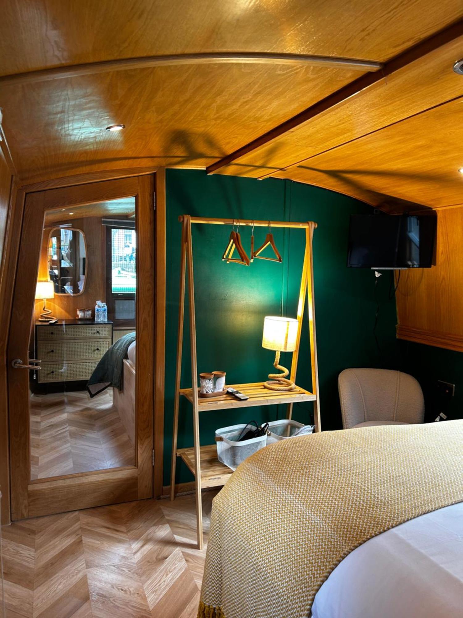 Edinburgh - Houseboats Hotell Eksteriør bilde